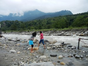 This was such a lovely beginning to our stay in Manali. The girls still talk about the fun they had.